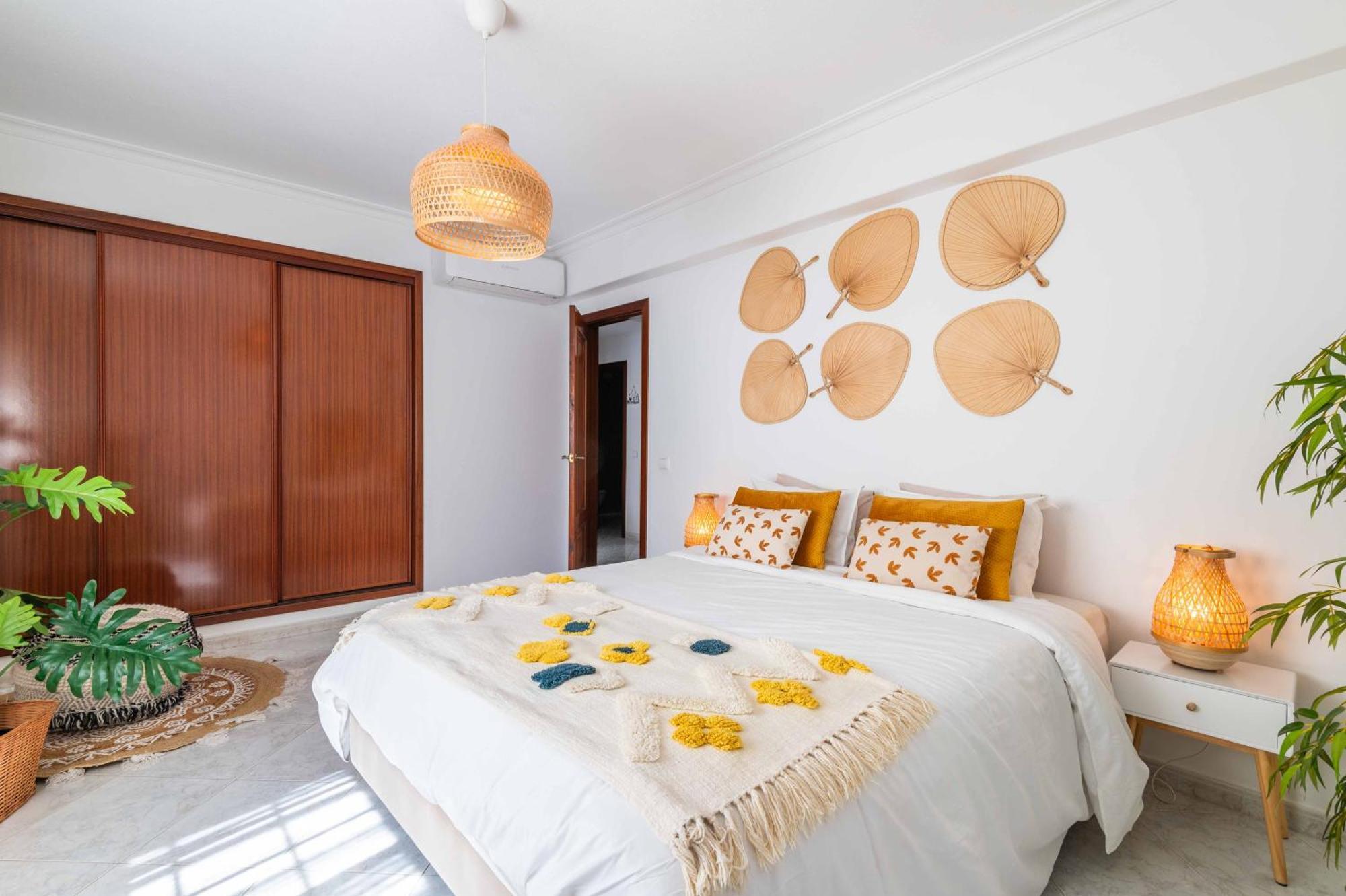 Flat With Ac, Wifi, Netflix, Balcony - 3 Min From The Beach Apartment Armação de Pêra Екстериор снимка