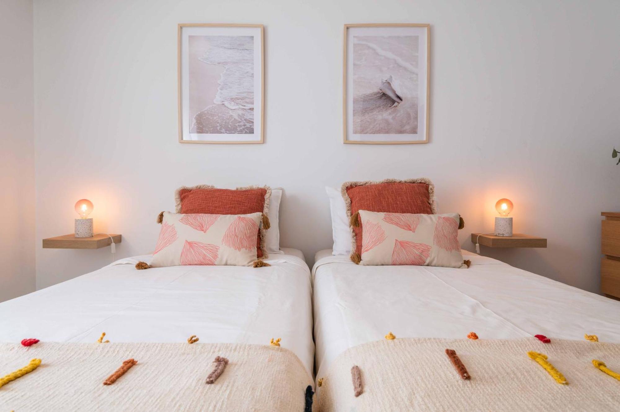 Flat With Ac, Wifi, Netflix, Balcony - 3 Min From The Beach Apartment Armação de Pêra Екстериор снимка