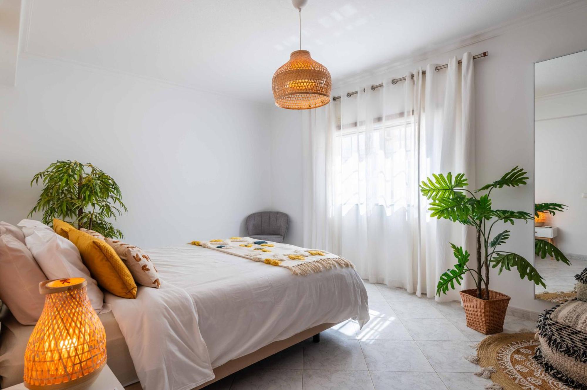 Flat With Ac, Wifi, Netflix, Balcony - 3 Min From The Beach Apartment Armação de Pêra Екстериор снимка